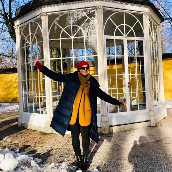 Meet your Posher, Rebecca - Picture 3 of 9